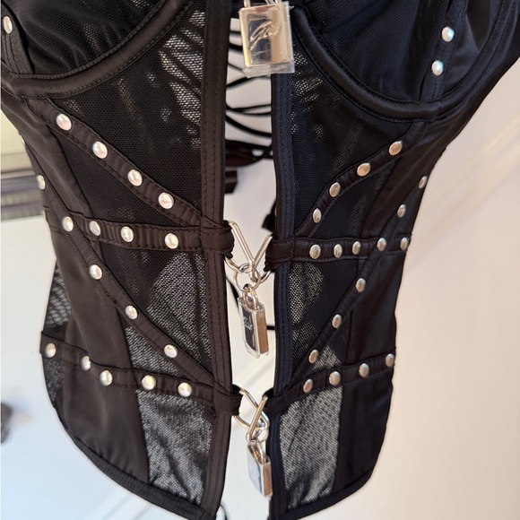Black Studded Corset Shapewear - Picture 2 of 5